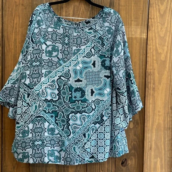 Zac & Rachel Women Blouse - Picture 7 of 8